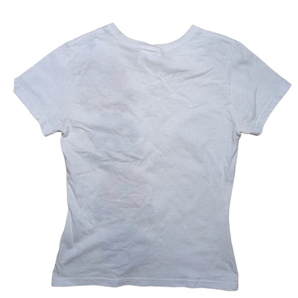 Floral women's artesanal Hand embroidered t-shirt - Picture 5 of 5